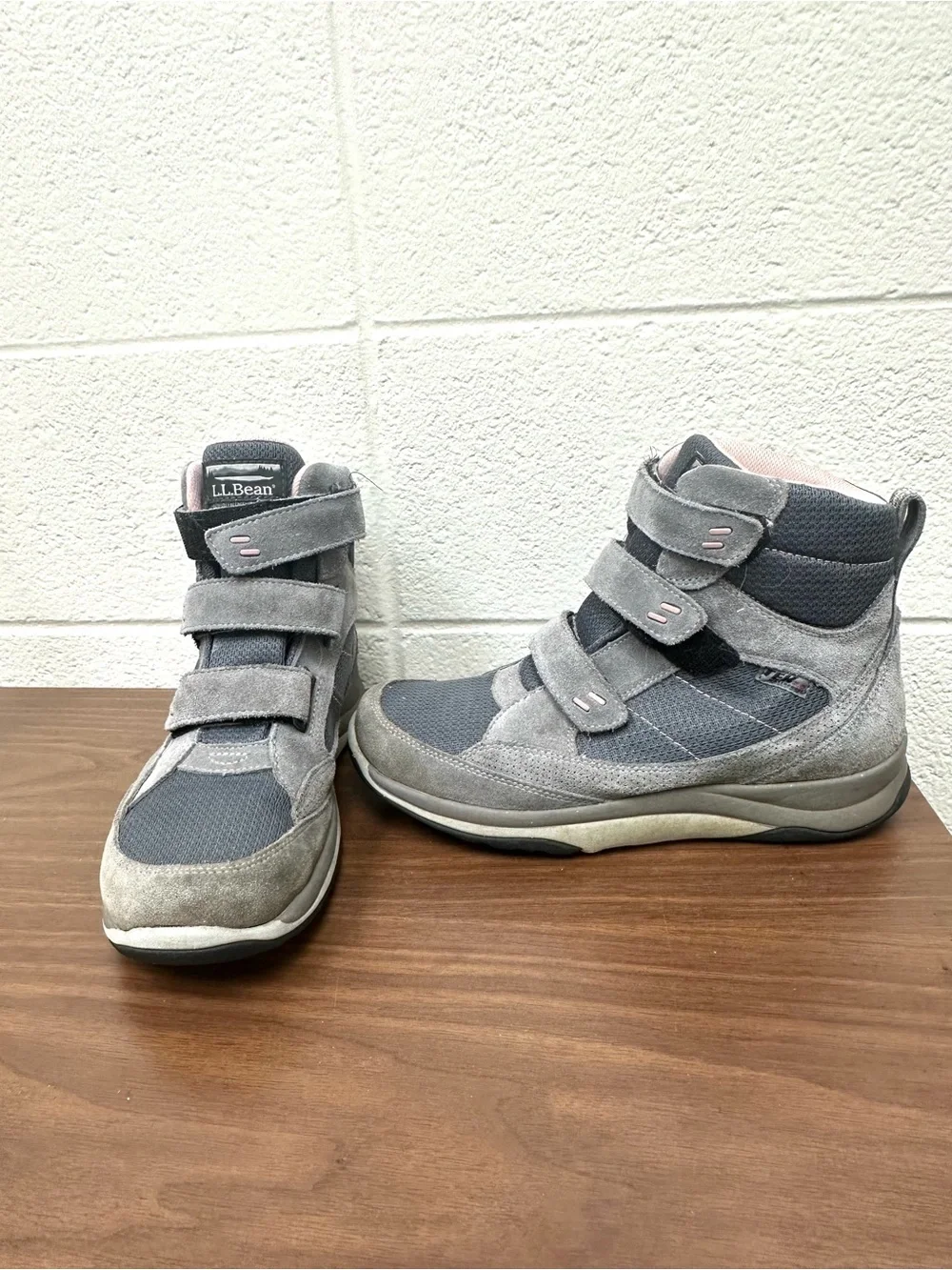 Women’s LL Bean Grey Tek 2.5 insulated  waterproof boots size 10